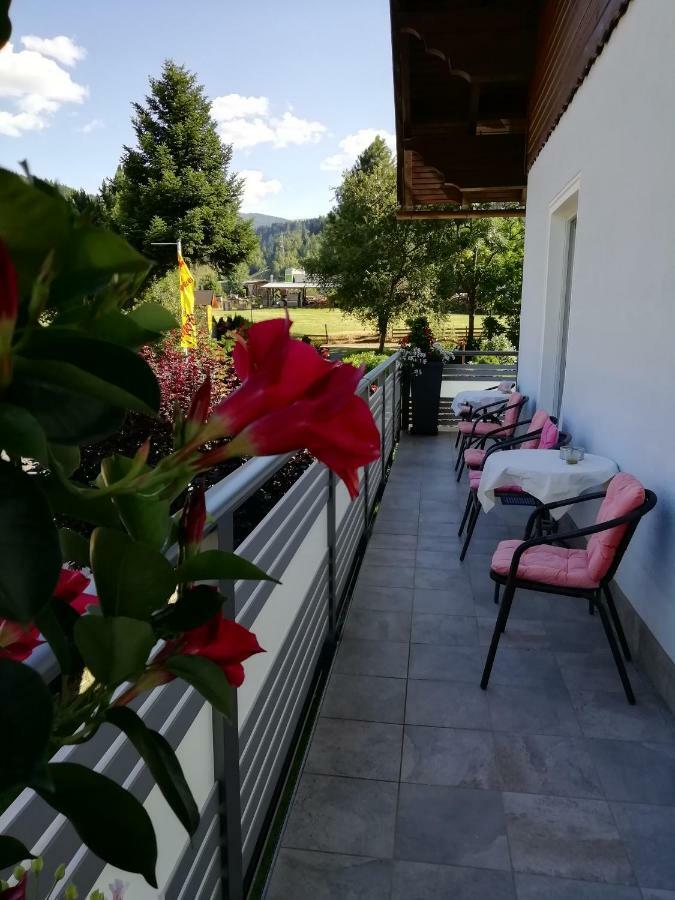 Pension Strauss Санкт-Лоренцен-об-Мурау Экстерьер фото